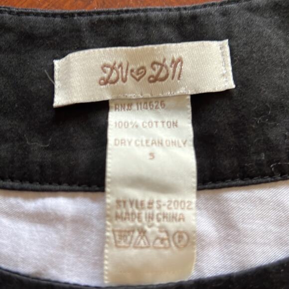 DV❤️DN White & Black Embellished Tunic Blouse Size Small Y2K - Picture 5 of 8